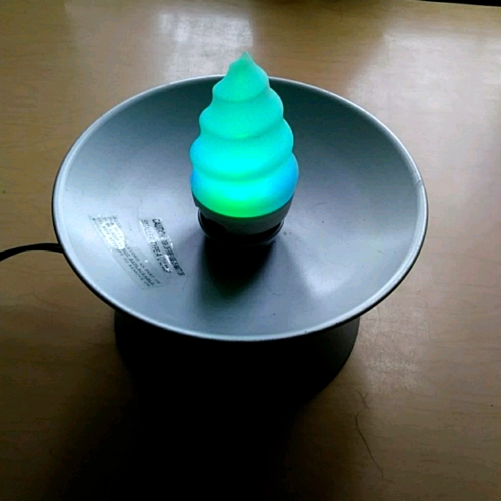 Color changing light